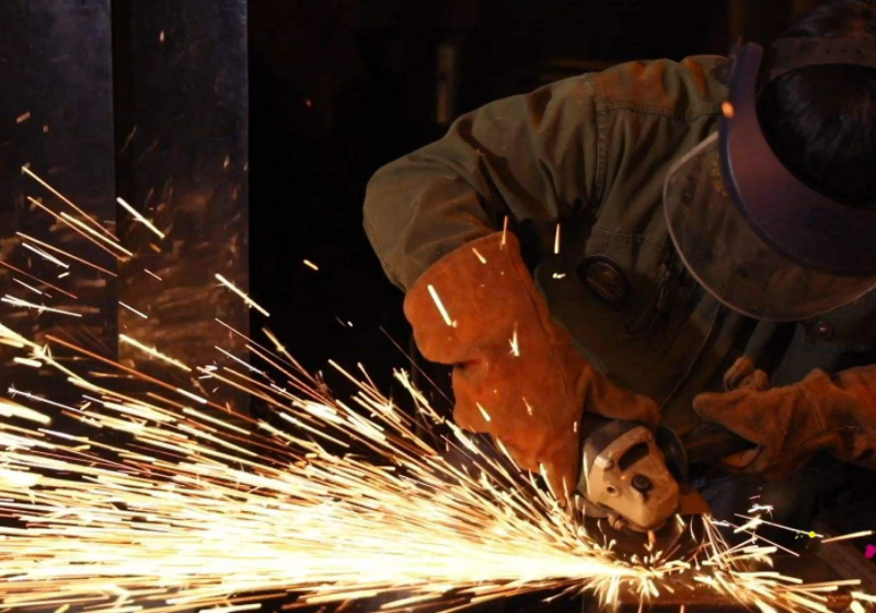 钢结构工厂装修的钢材焊接注意事项